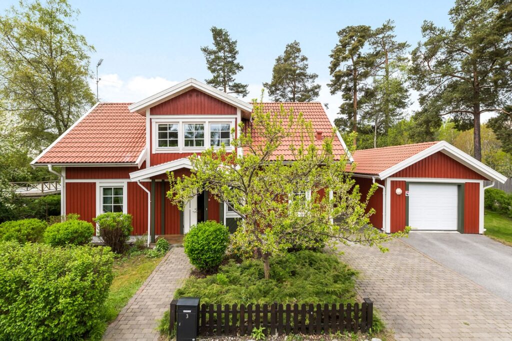 25. Renovering av vind villa Farsta Hökarängen